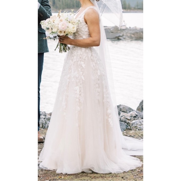 BHDLN Ariane Etoile Ivory Wedding Gown | Anthropologie - Picture 7 of 14